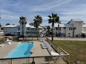 Pool - Sunrise Villa #204 Close to Beach (Port Aransas)