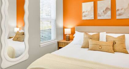 3-Bedroom Family Suite with Pool, Arcade Games, Gym, Free Parking, Baby Gear