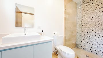 Luxury House, 5 Bedrooms, Private Pool | Bathroom