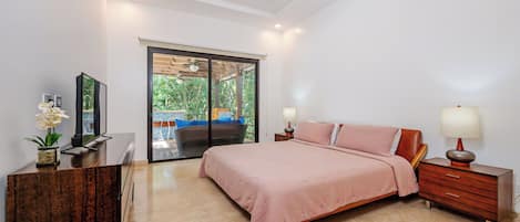 Maison luxueuse, 5 chambres, piscine privée | Coffre-fort, décor unique, fer et planche à repasser