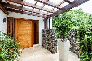 ラグジュアリー ハウス 5 ベッドルーム プライベートプール | テラス / パティオ