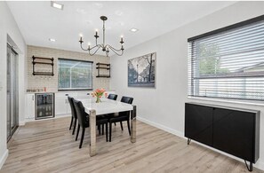 Dining - Spacious 3BR Private Pool Home in Hollywood, Fully Furnished (Hollywood)