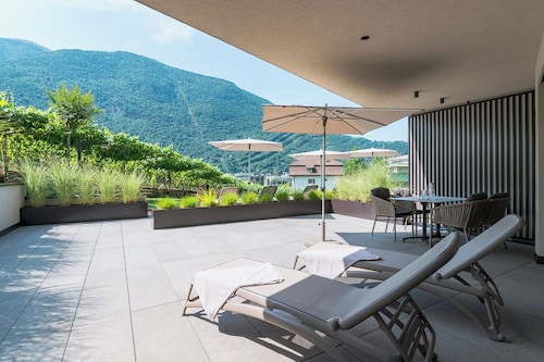 Holiday Apartment ‘Erbacher – Gabi’s Suite’ with Mountain View, Sauna and Pool