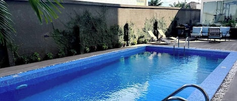 Studio Suite, Executive Level | Pool | Outdoor pool