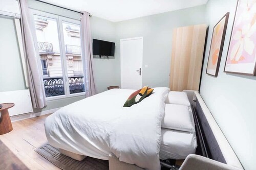 Gare de Lyon - charming modern studio
