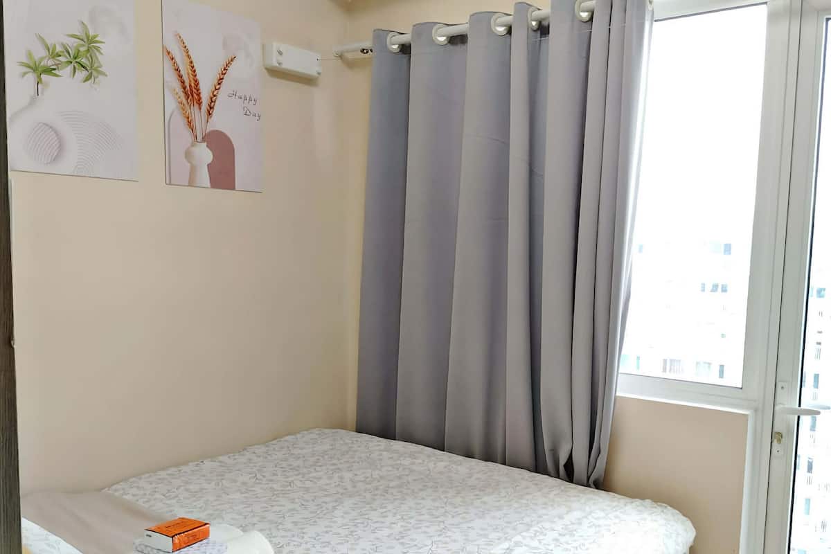 Decoración personalizada, muebles diferentes y wifi gratis