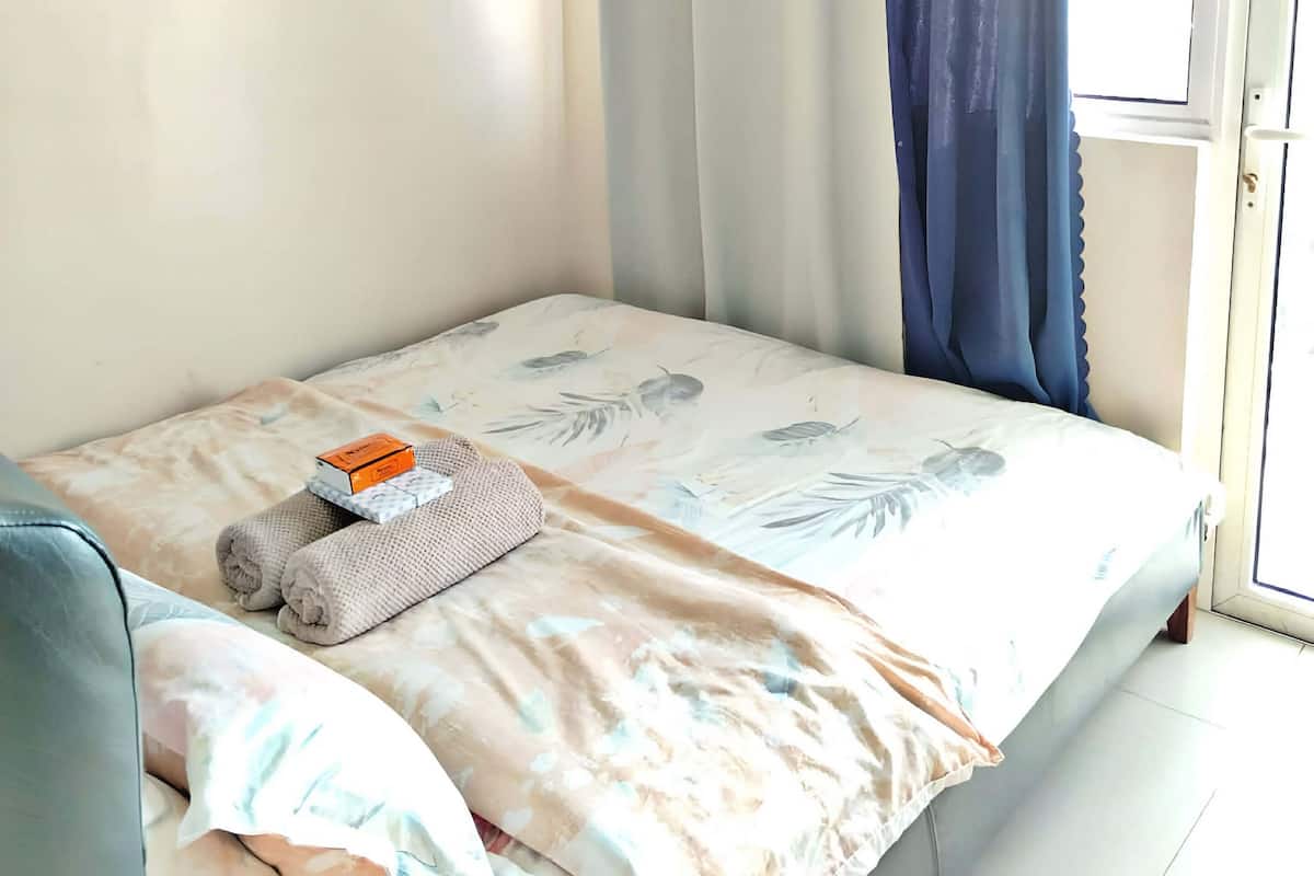 Decoración personalizada, muebles diferentes y wifi gratis