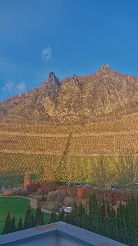 Historic villa with a view of Drachenfels
