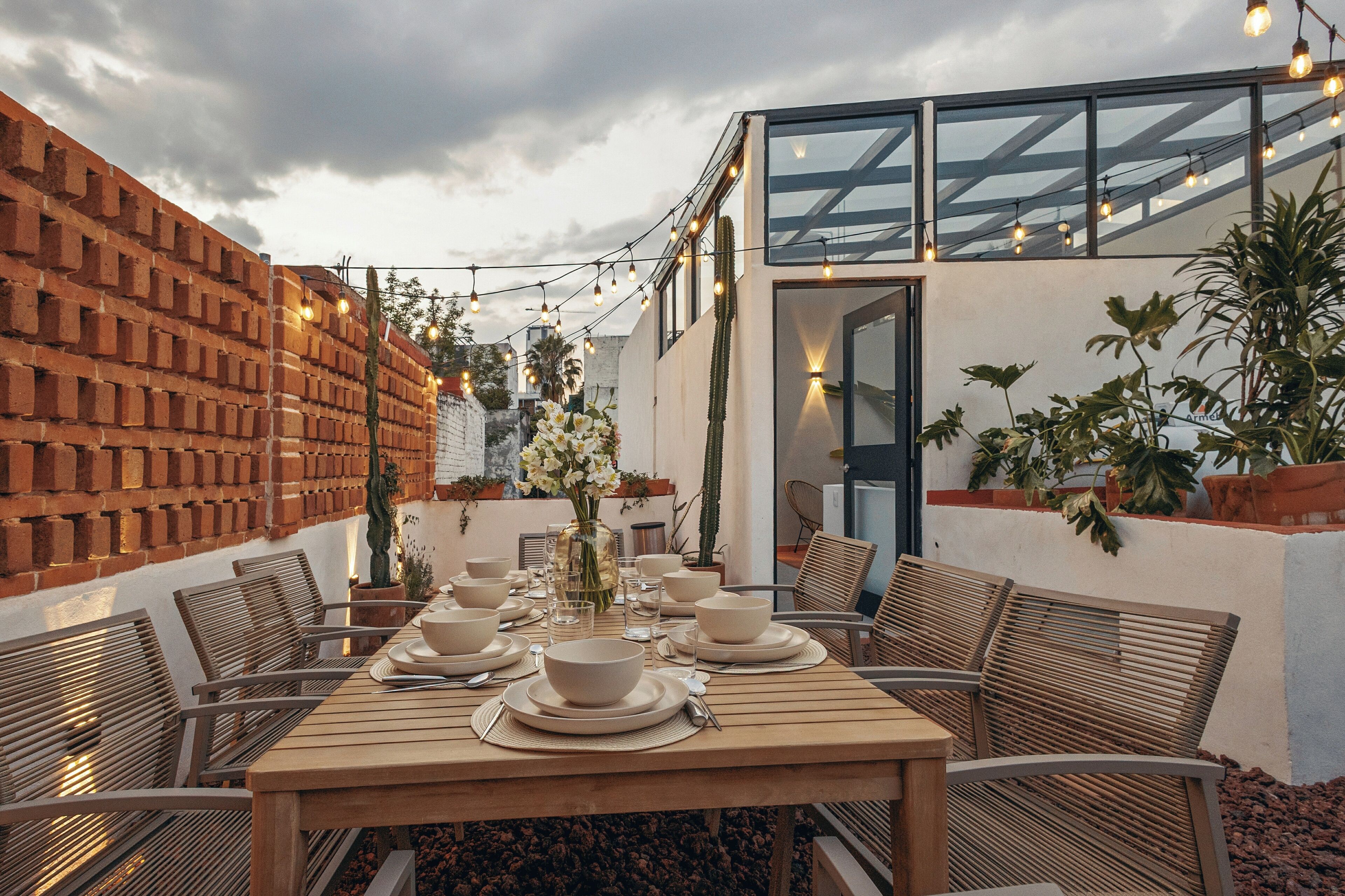 Outdoor dining