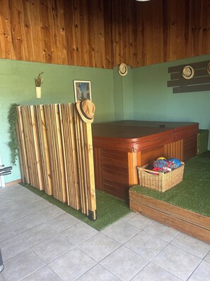 Interior - Renovated country house with heated pool and spa, 12 minutes from the beach (Saubrigues)
