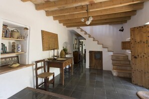 Interior - Villa 'Sóller Villa es Coco' with Views, Private Terrace, and Wi-Fi (Illes Balears)