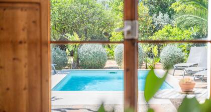 'Palma Ca'n Alonso' with Private Pool, Wi-Fi, and Air Conditioning