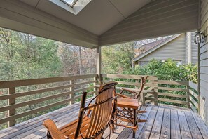 Terrace/patio -  3-bedroom 3-bathroom Townhome in Yonahlossee (Boone)