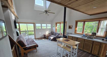 Highlands Hideaway Near White Sulphur Springs