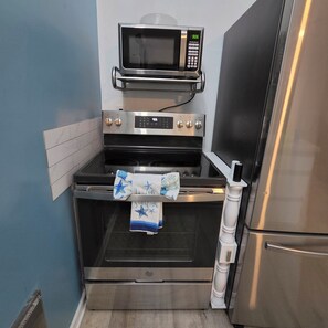 Microwave, oven, stovetop