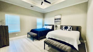 Casa, várias camas, banheira de imersão, vista para o jardim (Kemah Marina) | 3 quartos