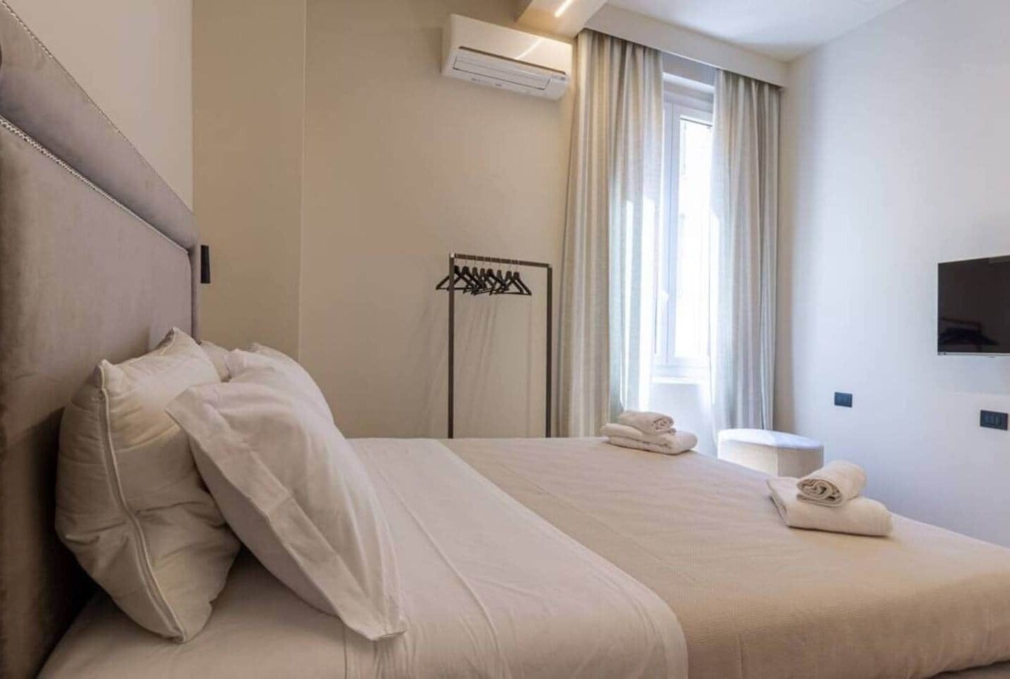 Fer et planche à repasser, Wi-Fi, draps fournis