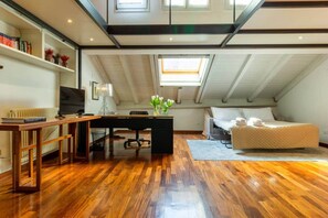 1 bedroom, desk, soundproofing, iron/ironing board - Casa Pegaso in Canton de Fiori (Bologna)