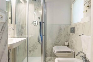 Free toiletries, toilet paper - Casa Dafne in Canton de fiori (Bologna)