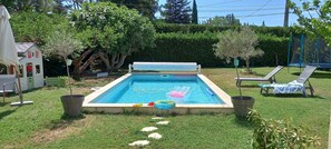 Outdoor pool - House with swimming pool and jacuzzi near Salon de Provence (Pélissanne)
