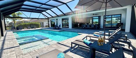 Outdoor pool, a heated pool