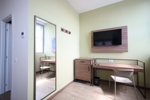 Superior-Doppel- oder -Zweibettzimmer