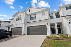 Exterior - Open Kitchen - Covered Patio - Private Backyard (Buda)