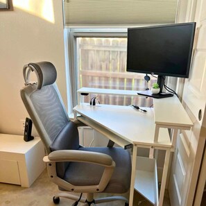 Interior - 15 Min to Downtown with Backyard & Parking (Austin)