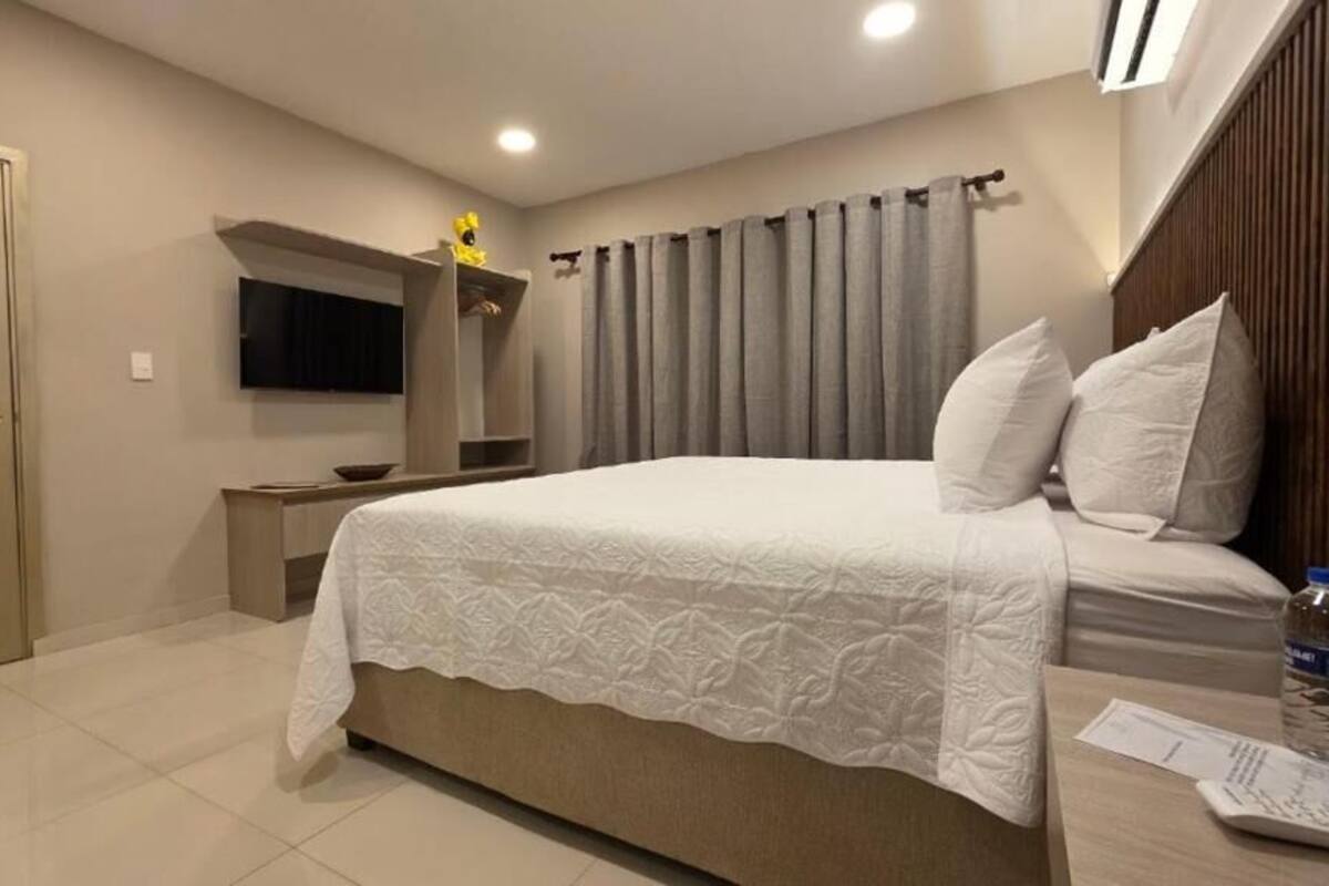 Family Room | In-room safe, laptop workspace, iron/ironing board, free WiFi