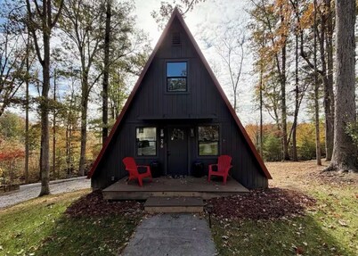 Cozy 2-bedroom A-Frame in Oneida, TN