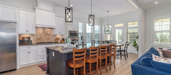 Masters Week Stay in Bartram Trail Golf Community!