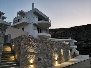 Exterior - Heliopetra Sea View Studios (Heromylos)