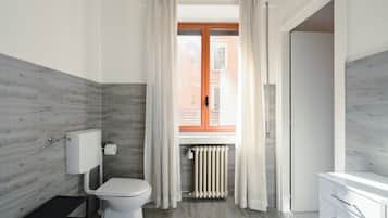 Double or Twin Room, City View | Bathroom