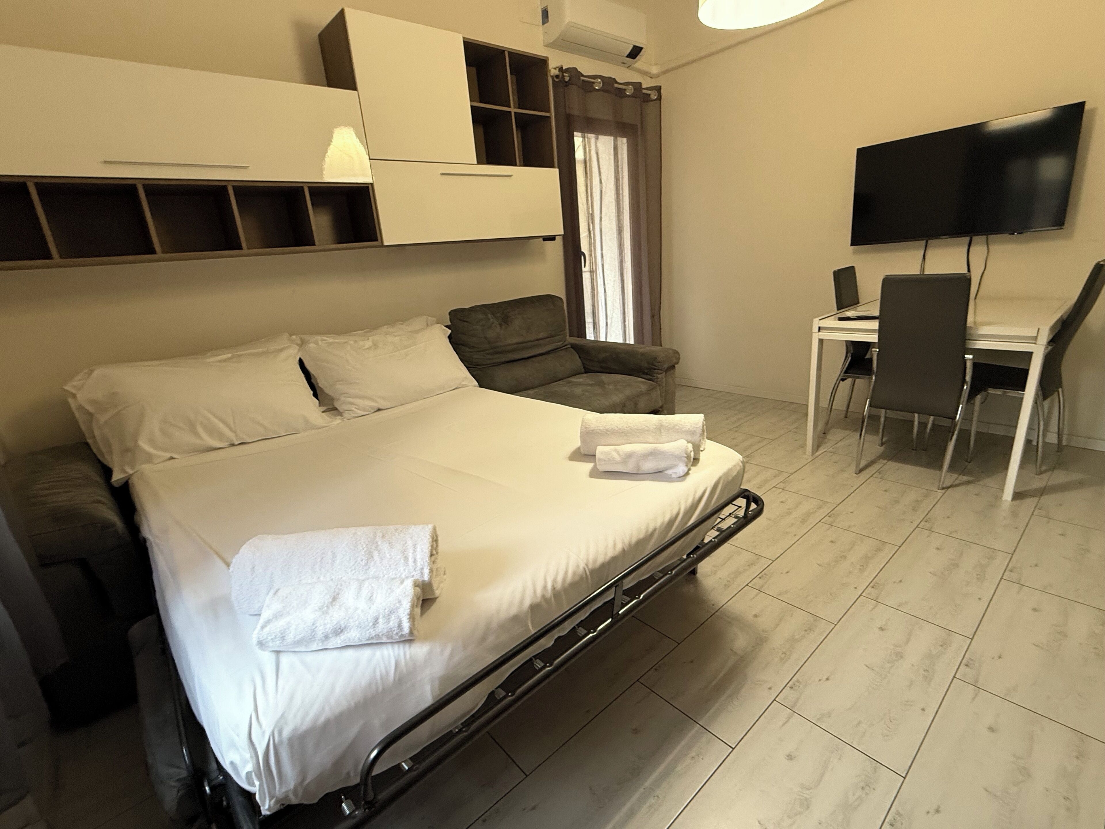 Comfort Studio, City View