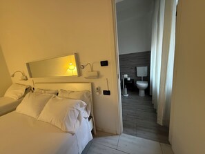 Double or Twin Room, City View - CENTRALE BOLOGNA (Bologna)