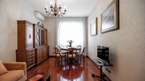 Smart TV - Italianway Easy - Strambio 8 (Milan)