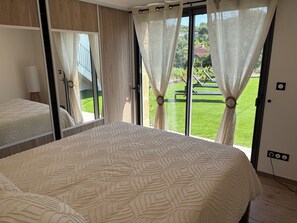 2 bedrooms, iron/ironing board, free WiFi, bed sheets - L'ADRIJU between vineyards and hills (Roquevaire)