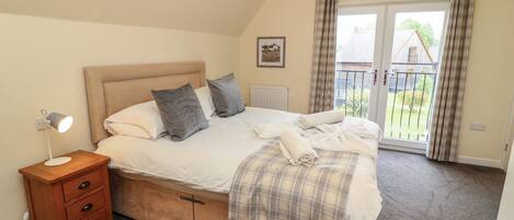 5 chambres, décoration personnalisée, ameublement personnalisé