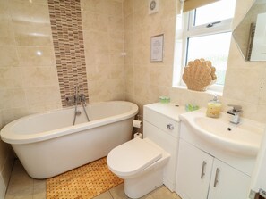 Shower - James Ville Marina Lodge 9 (Brigg)