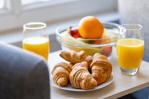 Breakfast meal - Single Room @ Ocean Stays by Smart Welcomes (Plymouth)
