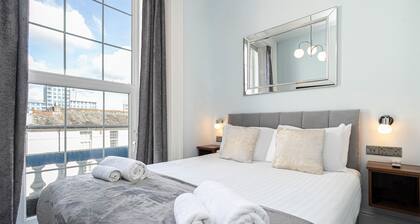 Superior King Room @ Ocean Stays by Smart Welcomes
