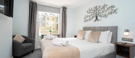 1 habitación y ropa de cama