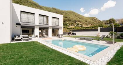 Villa premium 8 pers with pool & parking - Monaco - Nice