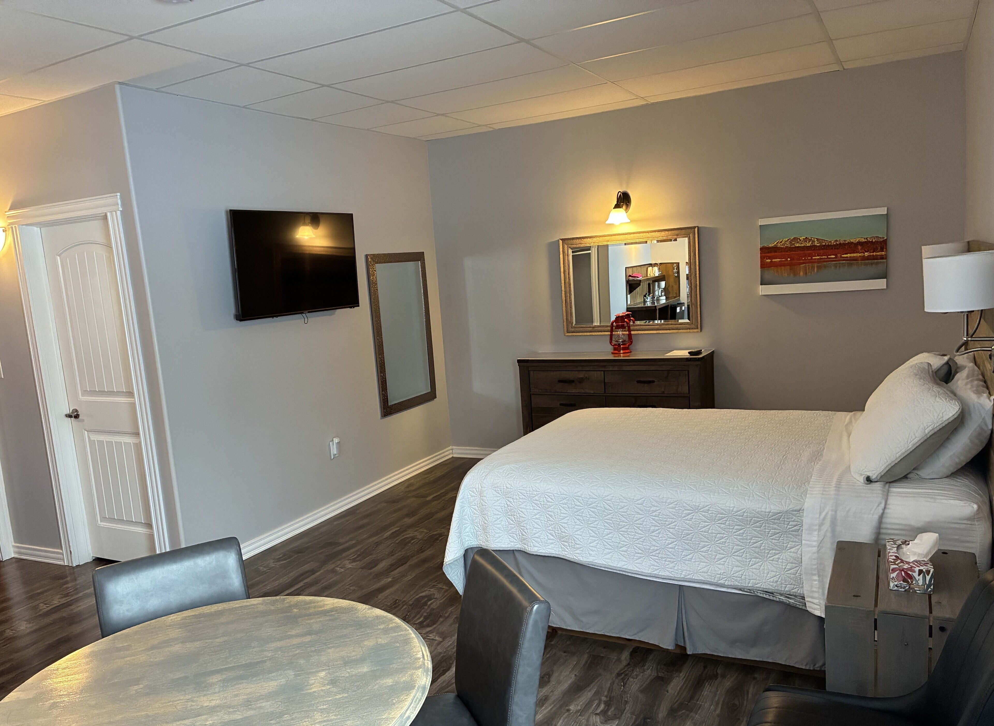 Kamar Single Comfort | Tirai kedap cahaya, setrika/meja setrika, dan Wi-Fi gratis