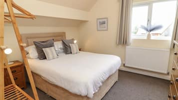 4 soverom, individuelt dekorert og individuelt innredet