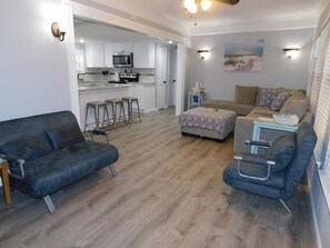 Smart TV, video games, table football, ping pong - Ocean Lakes Site MH85, Handicap accessible, Sleeps 12, *Promo* (Myrtle Beach)
