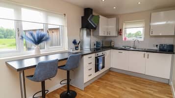 Oppvaskmaskin og kjøkkenutstyr