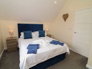 3 bedrooms, individually decorated, individually furnished, free WiFi - James Ville Marina Lodge 21 (Brigg)