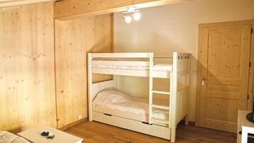 4 chambres, Wi-Fi, draps fournis