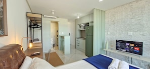 Basic Apartment | Free WiFi, bed sheets - COARM0109 - Art Studio Open Spaces (Salvador)